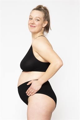 Black nursing bra for night and day in Organically grown bamboo 