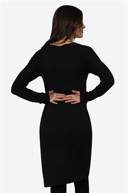 Black breastfeeding dress in Merino Wool - Seen from behind